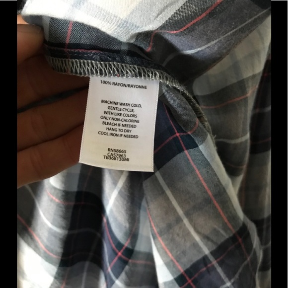 Women’s Plaid Shirt/ Back Cut-Out - Picture 6 of 6